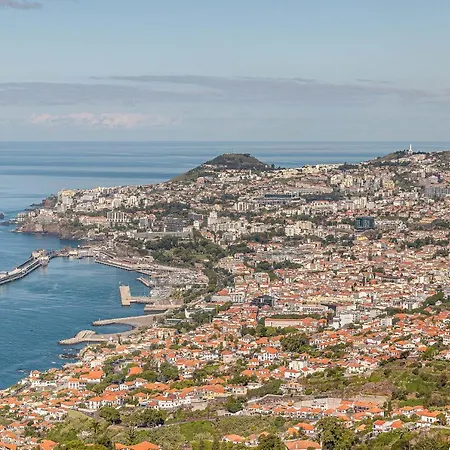 Furnas Semesterbostad Funchal (Madeira)